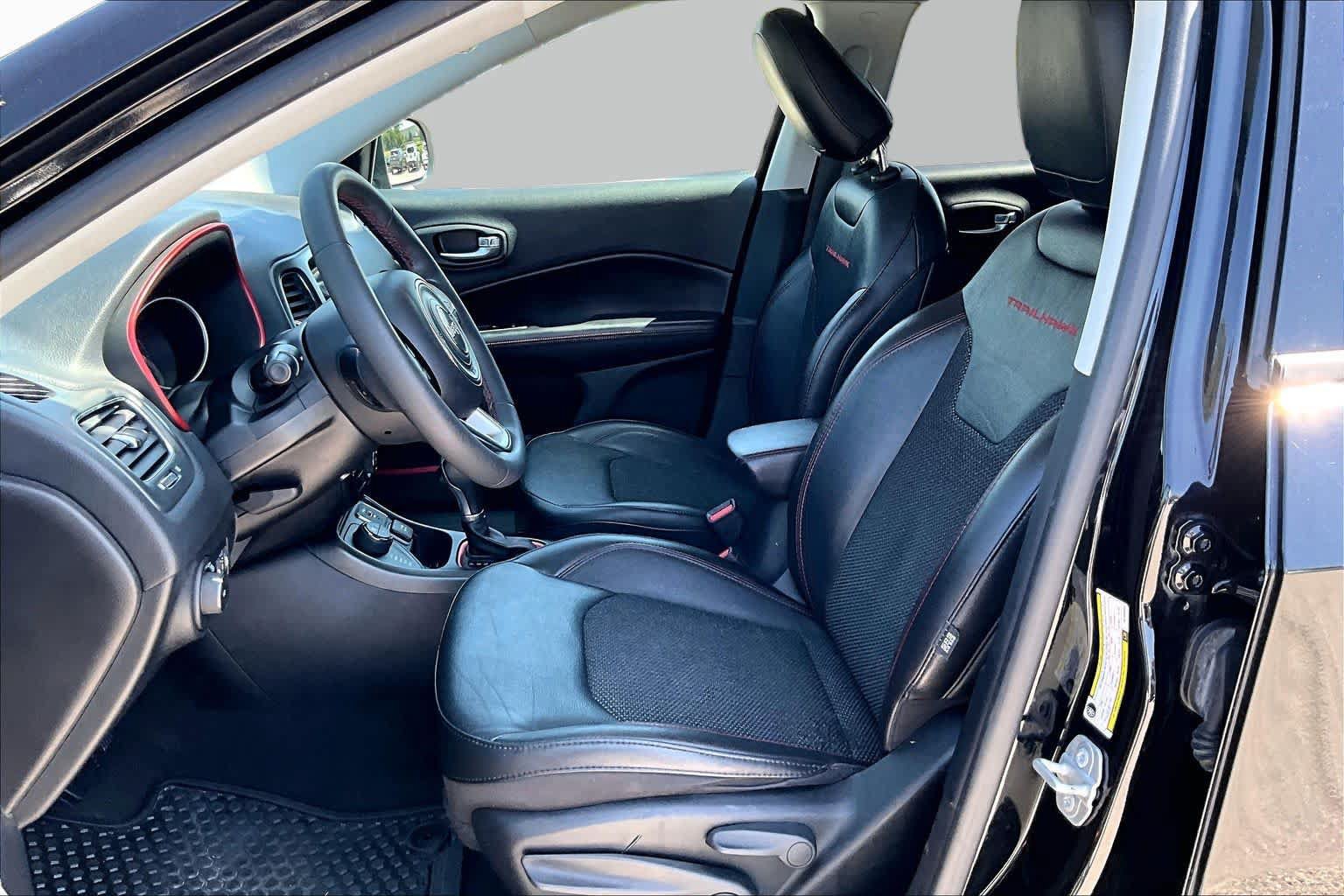 Used 2021 Jeep Compass Trailhawk AWD/4WD image 8