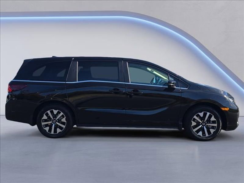 New 2026 Honda Odyssey EX-L image 7