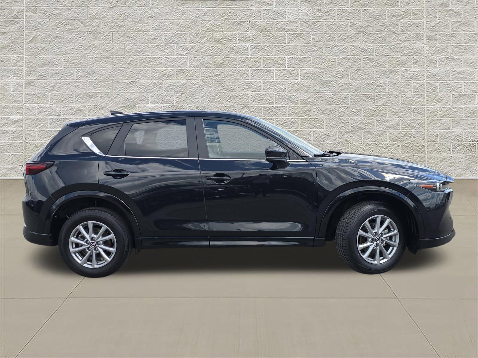 Used 2025 MAZDA CX-5 AWD 2.5 S w/ Preferred Package image 8