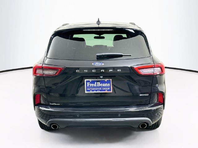 Used 2023 Ford Escape ST-Line w/ Tech Pack #1 AWD/4WD image 7