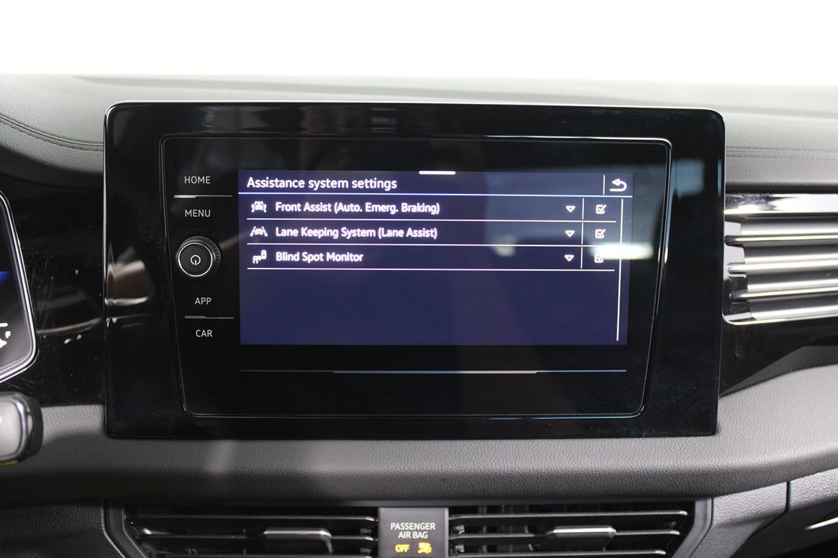 Used 2025 Volkswagen Jetta Sport FWD image 18