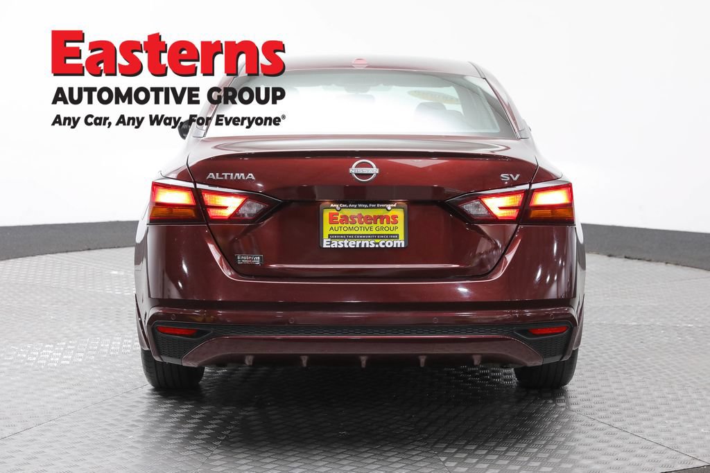Used 2023 Nissan Altima 2.5 SV FWD image 6