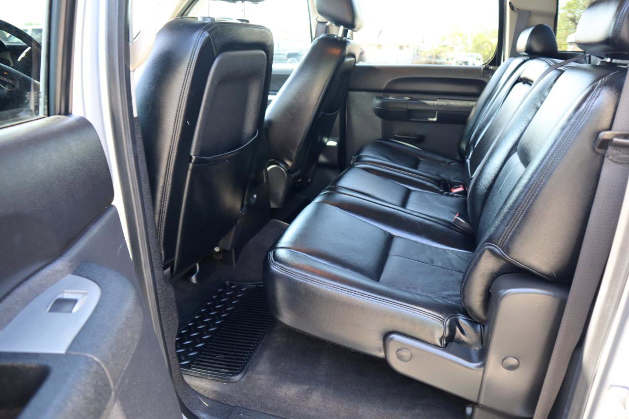 Used 2013 GMC Sierra 2500 SLE w/ HD SLE Premium Package AWD/4WD image 15
