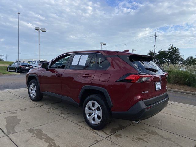 Used 2023 Toyota RAV4 LE AWD/4WD image 8
