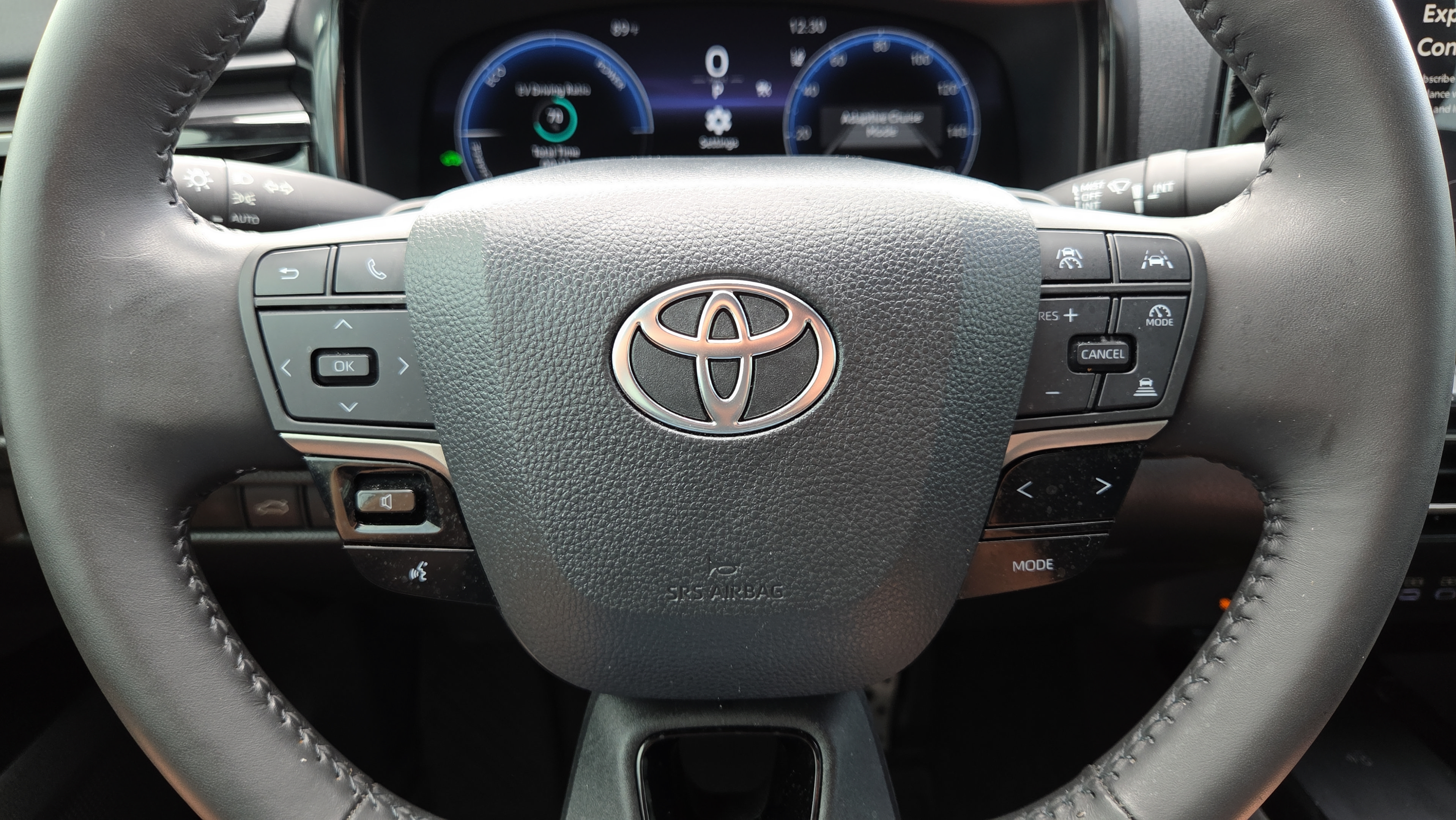 Certified 2025 Toyota Camry XSE FWD image 33