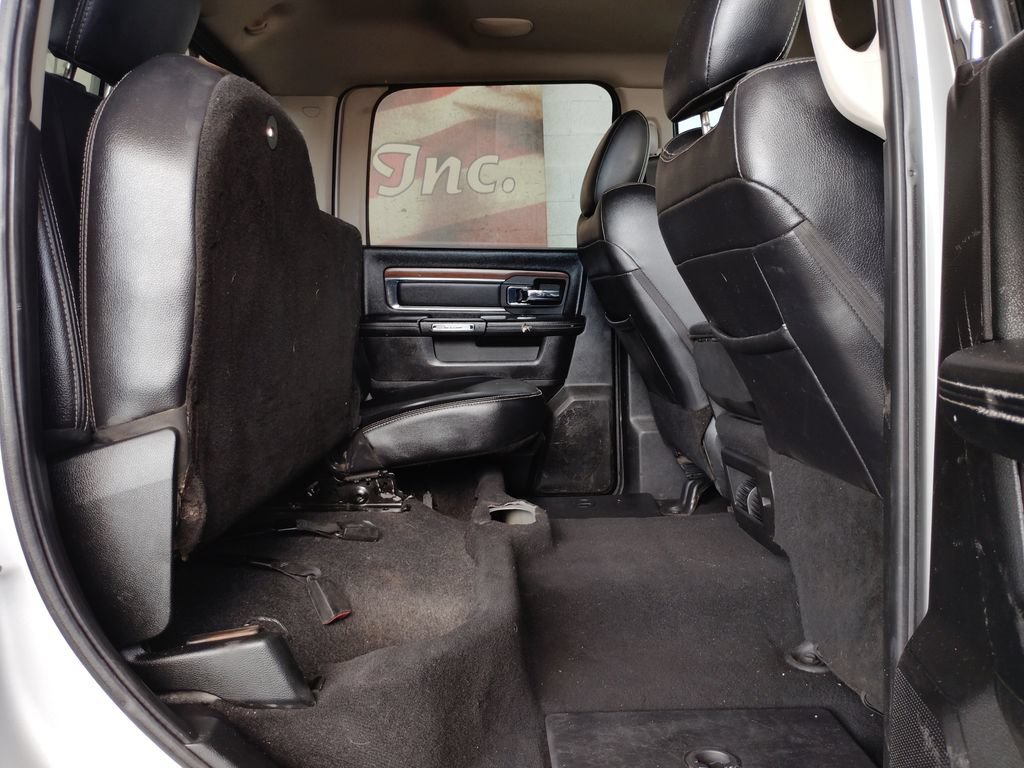 Used 2018 RAM 2500 Laramie w/ Convenience Group AWD/4WD image 18