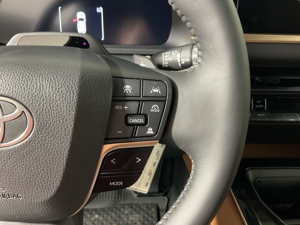 New 2025 Toyota Crown Signia image 27