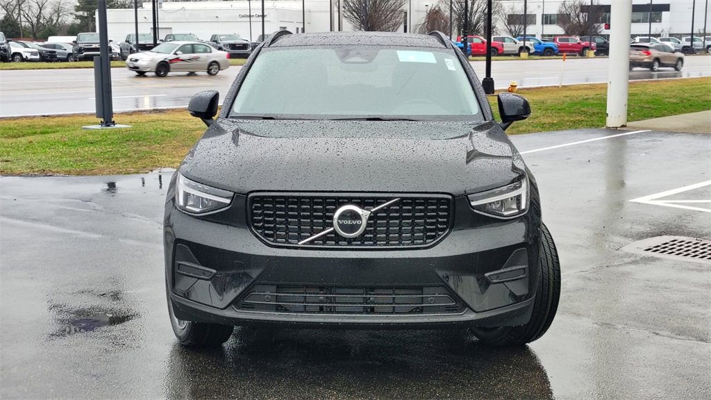 New 2026 Volvo XC40 B5 Core w/ Climate Package image 29