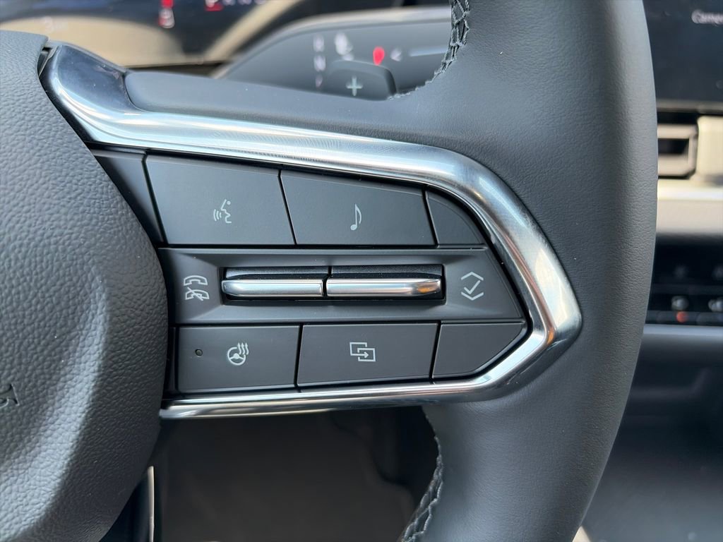 New 2026 Chevrolet Equinox LT w/ Convenience Package II FWD image 13