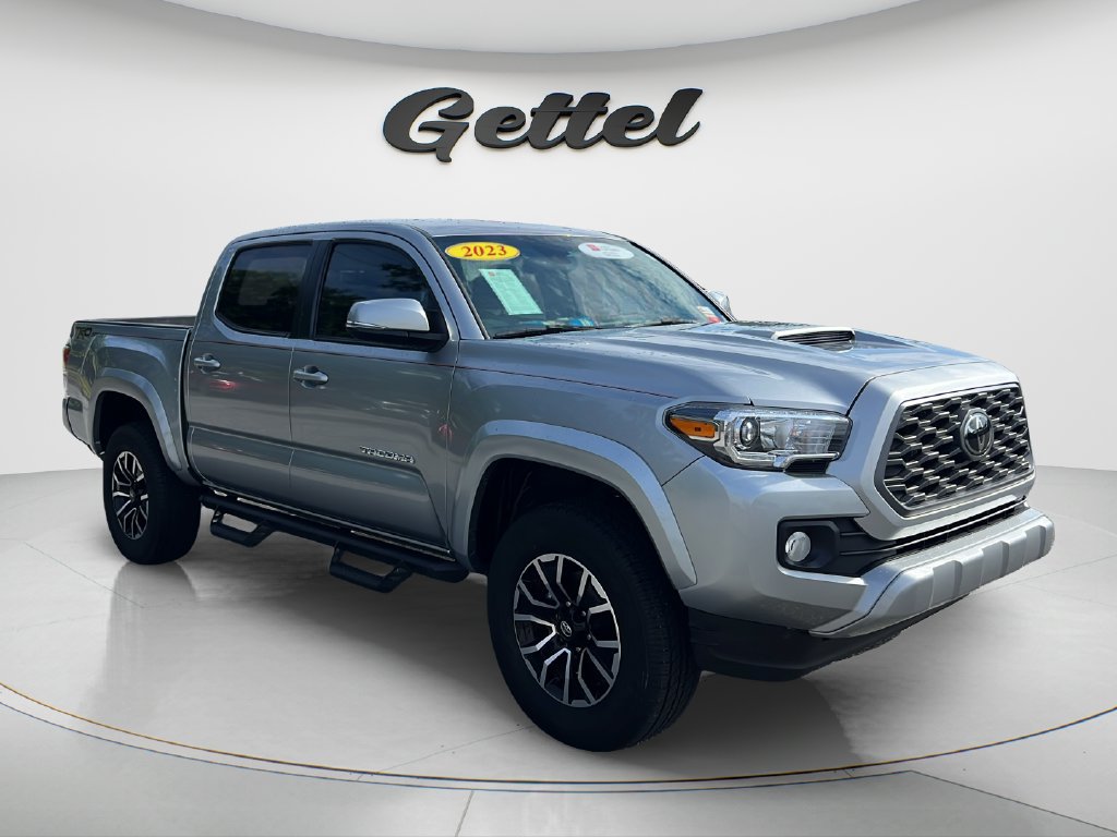 Used 2023 Toyota Tacoma TRD Sport RWD image 3