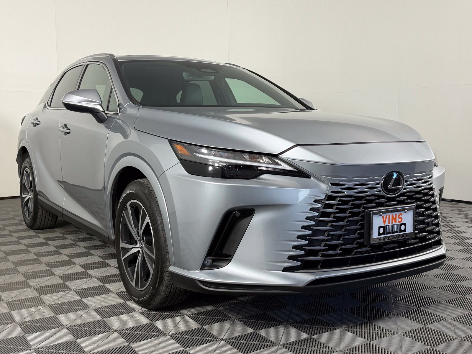 Used 2023 Lexus RX 350 Premium w/ Accessory Package AWD/4WD image 1