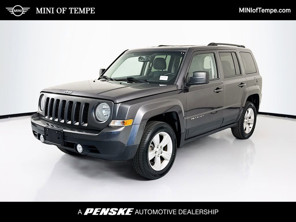 Used 2017 Jeep Patriot Latitude image 1