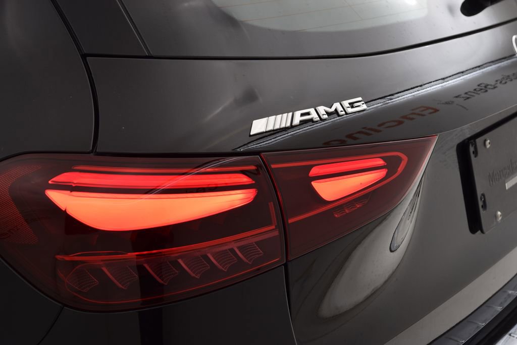 New 2026 Mercedes-Benz GLA 35 AMG 4MATIC image 13