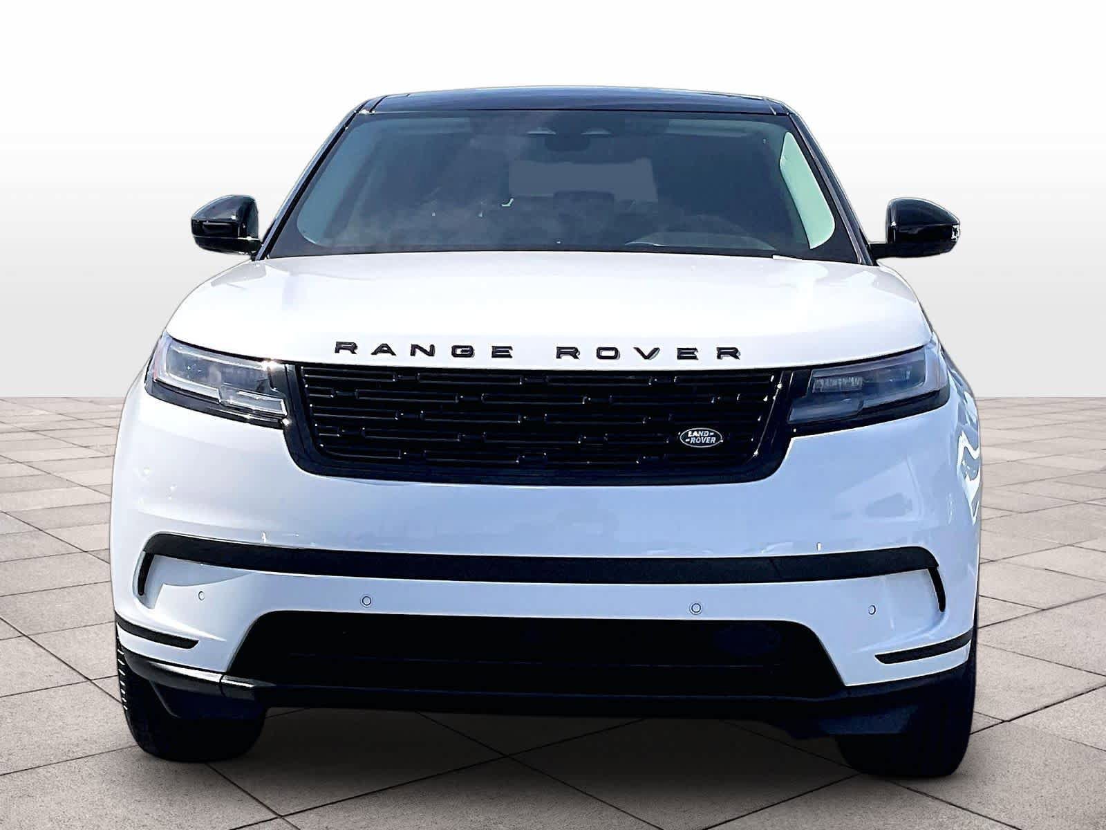 Used 2024 Land Rover Range Rover Velar S AWD/4WD image 3