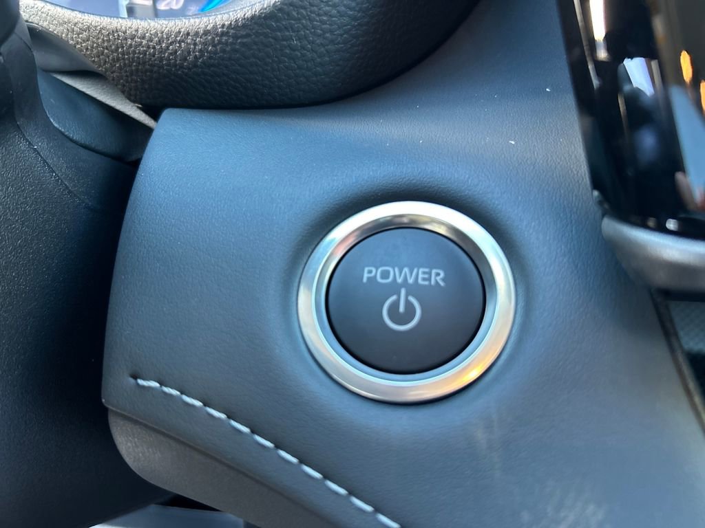 New 2025 Toyota Highlander XLE image 24