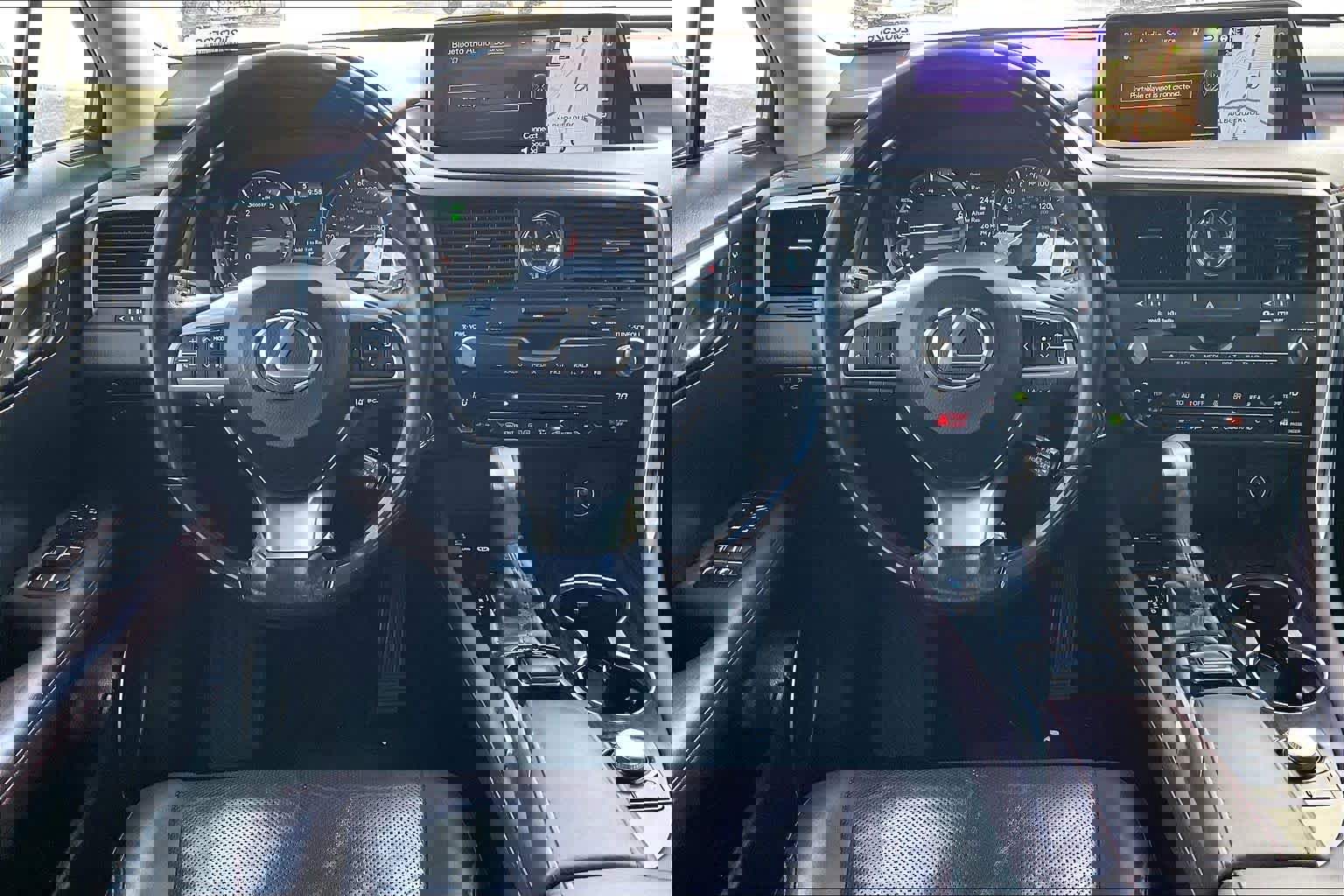 Used 2018 Lexus RX 350L image 5