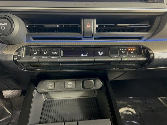 Certified 2024 Toyota Prius Limited image 27
