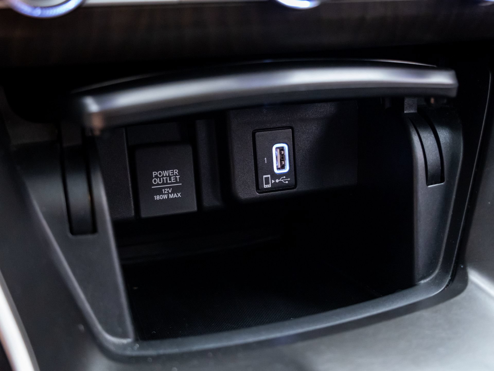 Used 2018 Honda Accord EX image 24