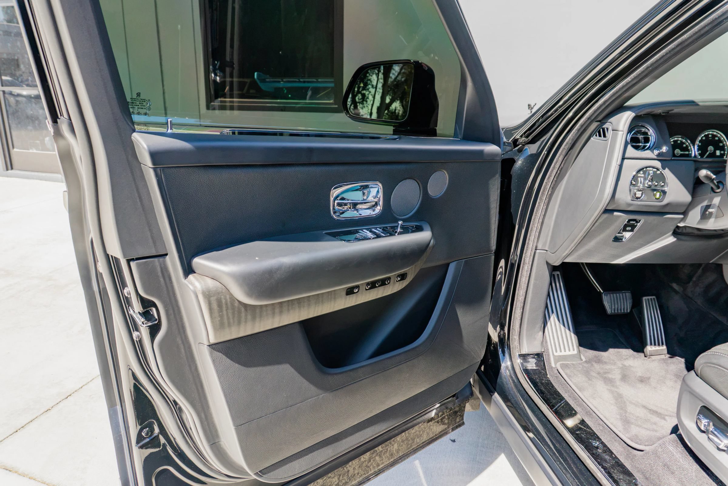 Used 2019 Rolls-Royce Cullinan AWD/4WD image 76