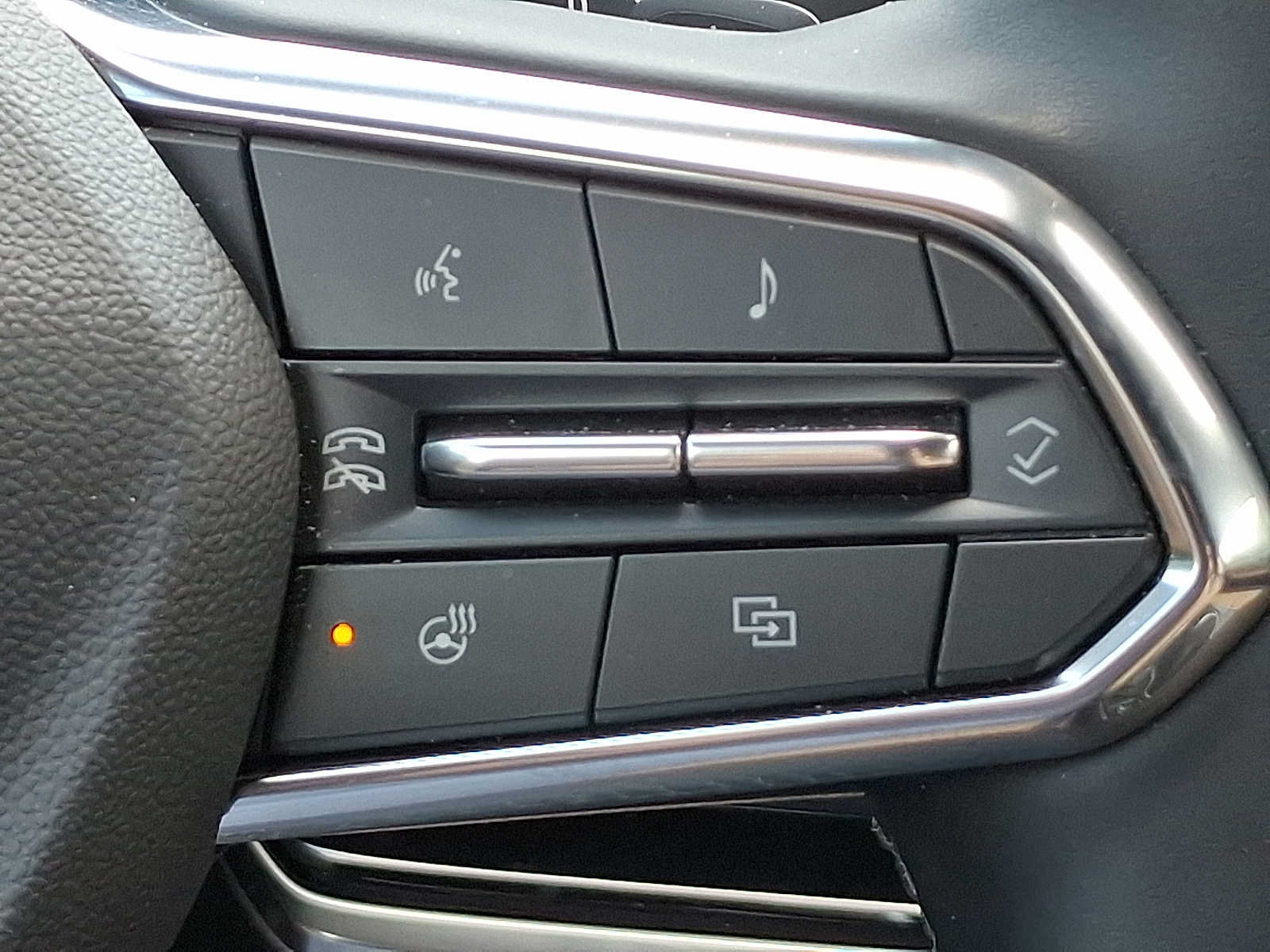 Used 2026 Chevrolet Equinox ACTIV w/ Convenience Package III AWD/4WD image 22