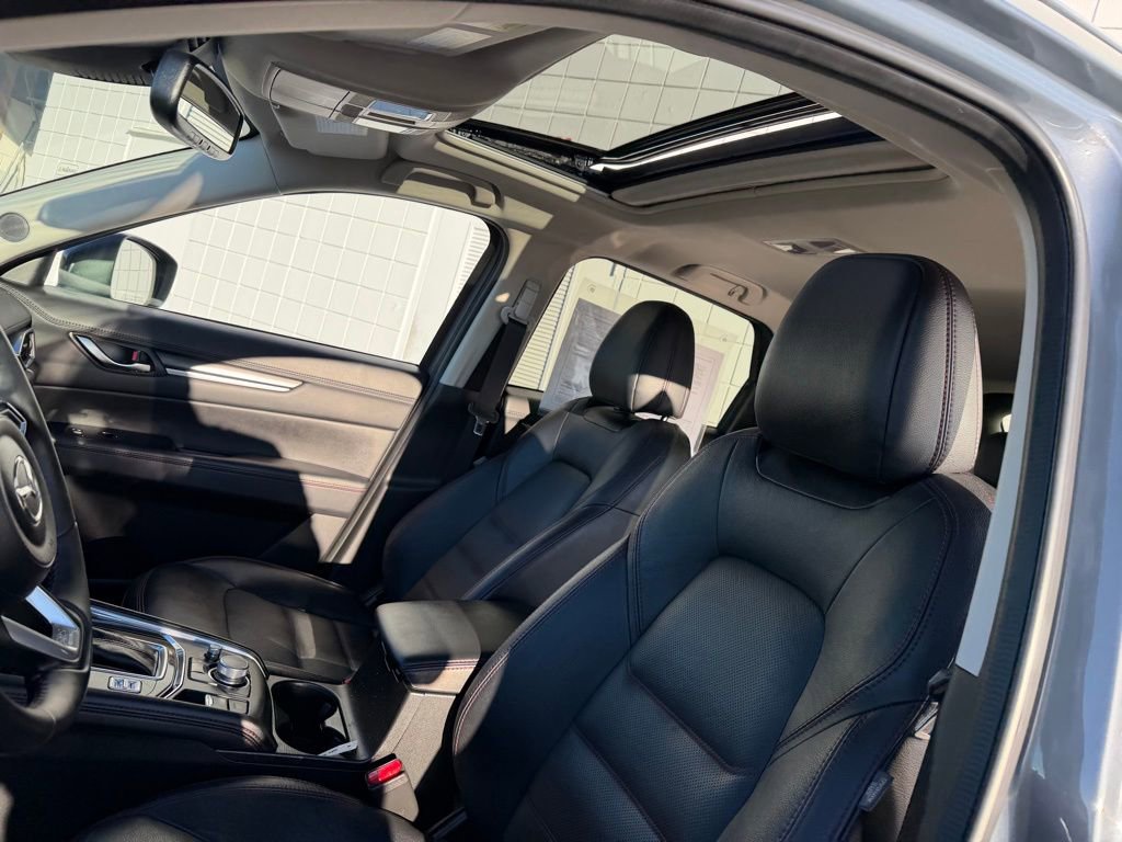 Used 2023 MAZDA CX-5 Carbon Edition image 18