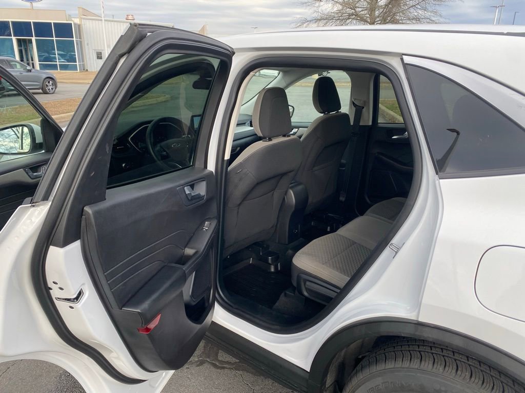 Certified 2021 Ford Escape SE image 27