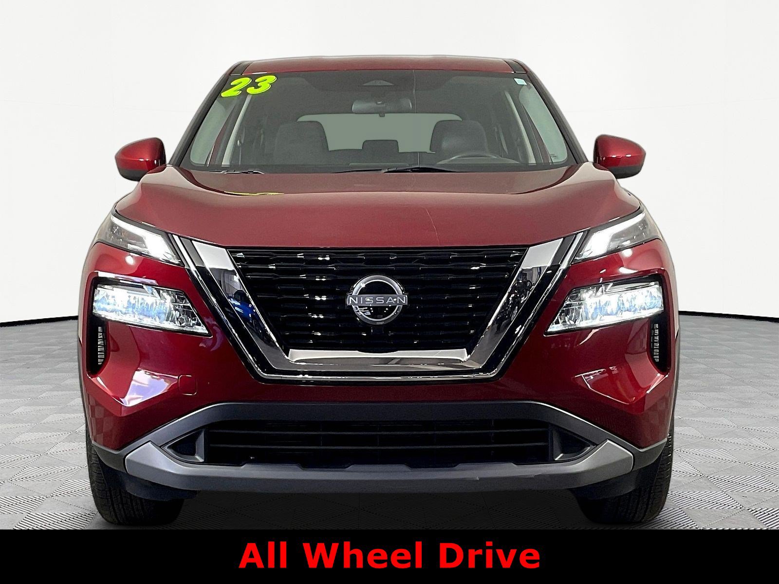 Used 2023 Nissan Rogue SV AWD/4WD image 2