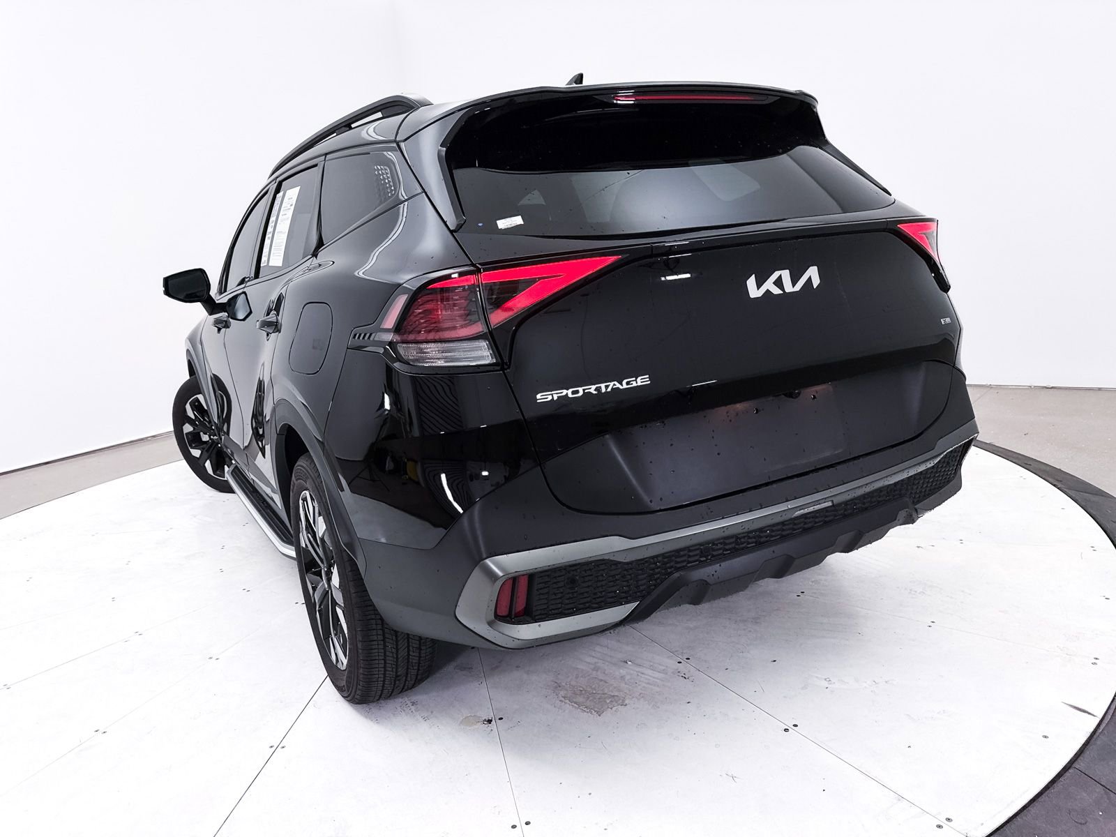 Used 2024 Kia Sportage X-Line w/ X-Line Premium Package image 8