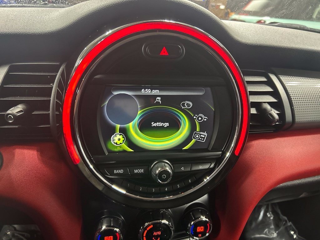 Used 2017 MINI Cooper 2-Door Hardtop FWD image 27