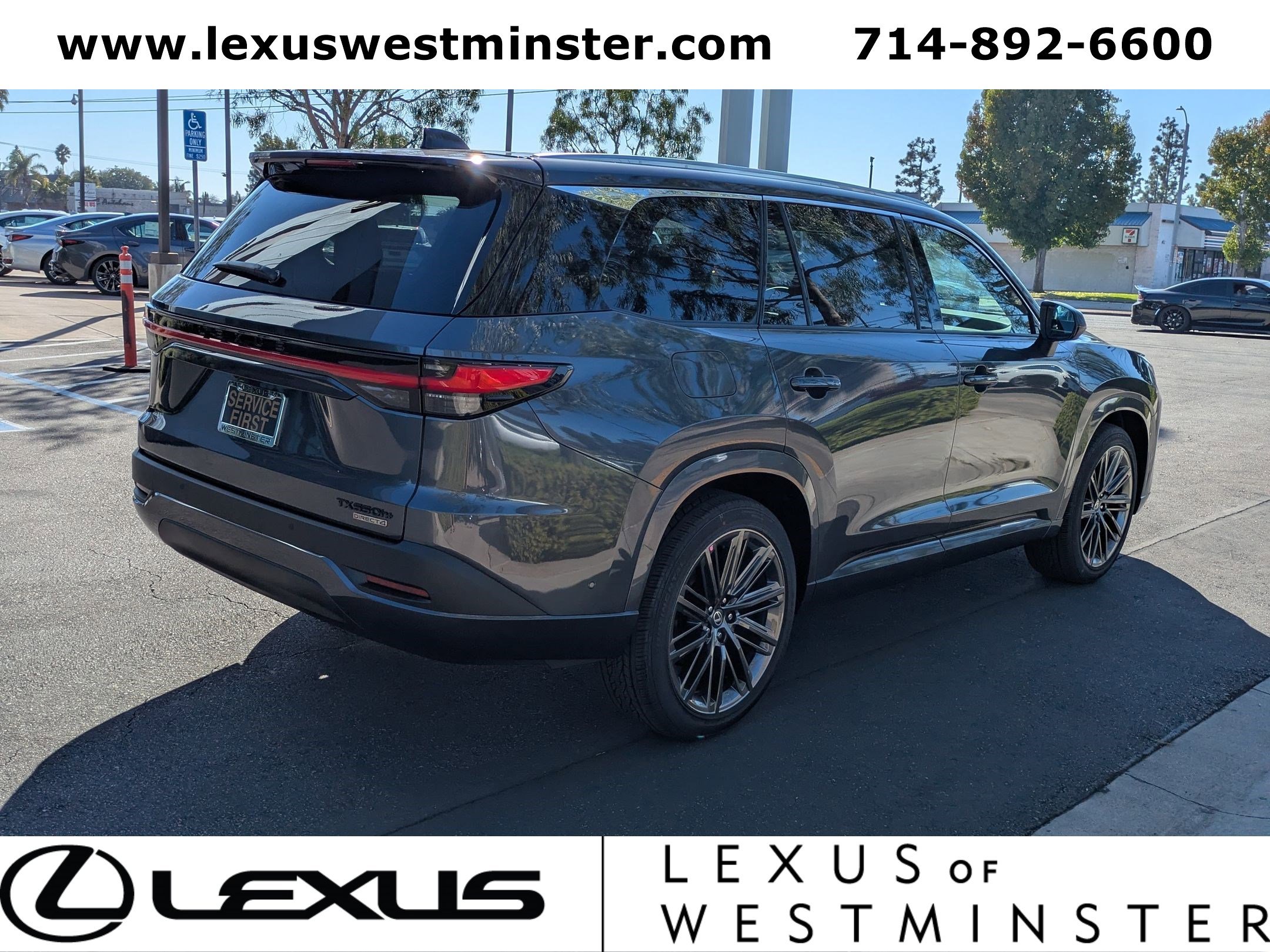 New 2026 Lexus TX 550h AWD Plug-In Hybrid image 8