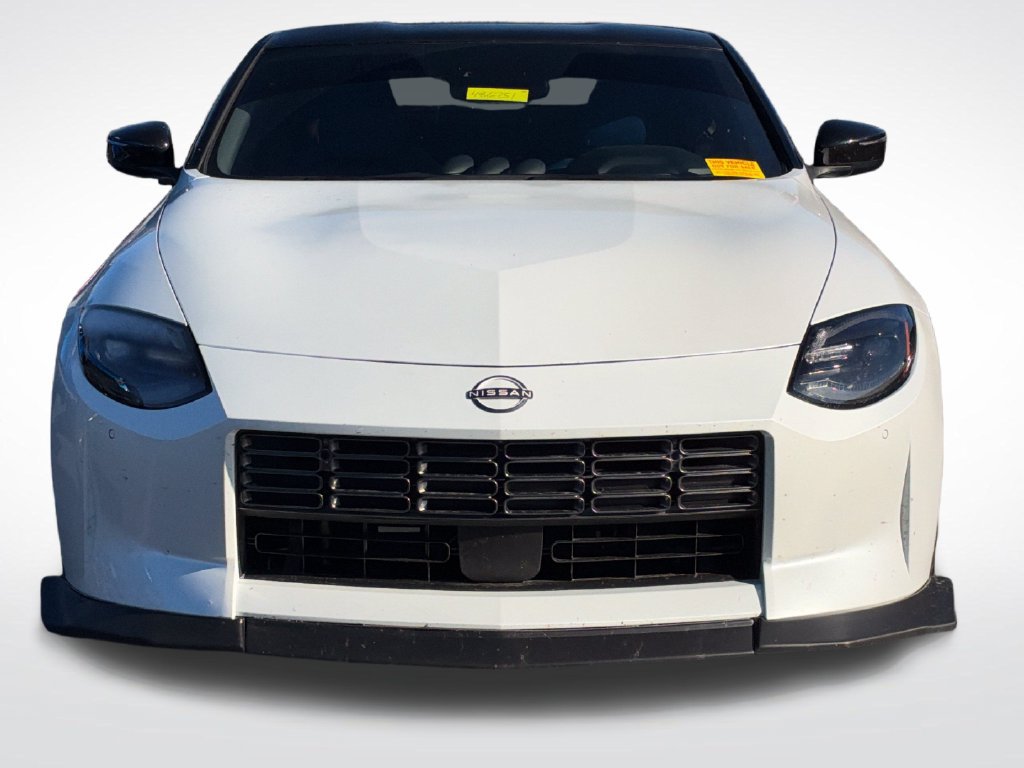 Used 2024 Nissan Z Performance w/ Floor Mat Package RWD image 3