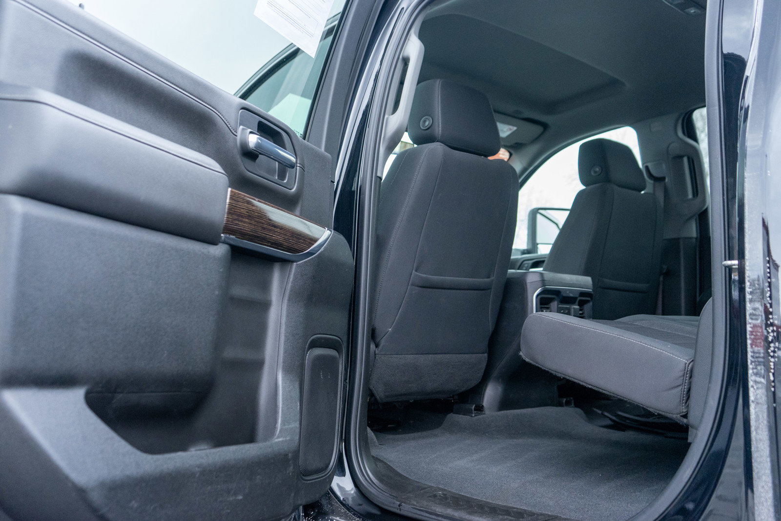 Used 2021 GMC Sierra 2500 SLE w/ SLE Value Package; image 26