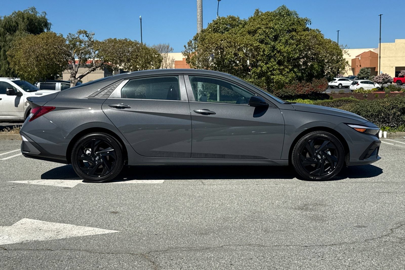 New 2026 Hyundai Elantra Sport FWD image 3