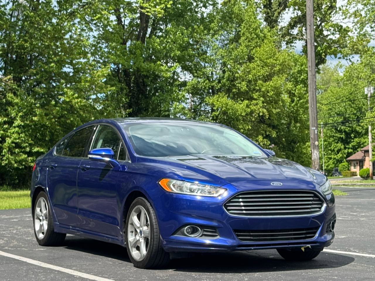 Used 2014 Ford Fusion SE w/ Equipment Group 201A image 3