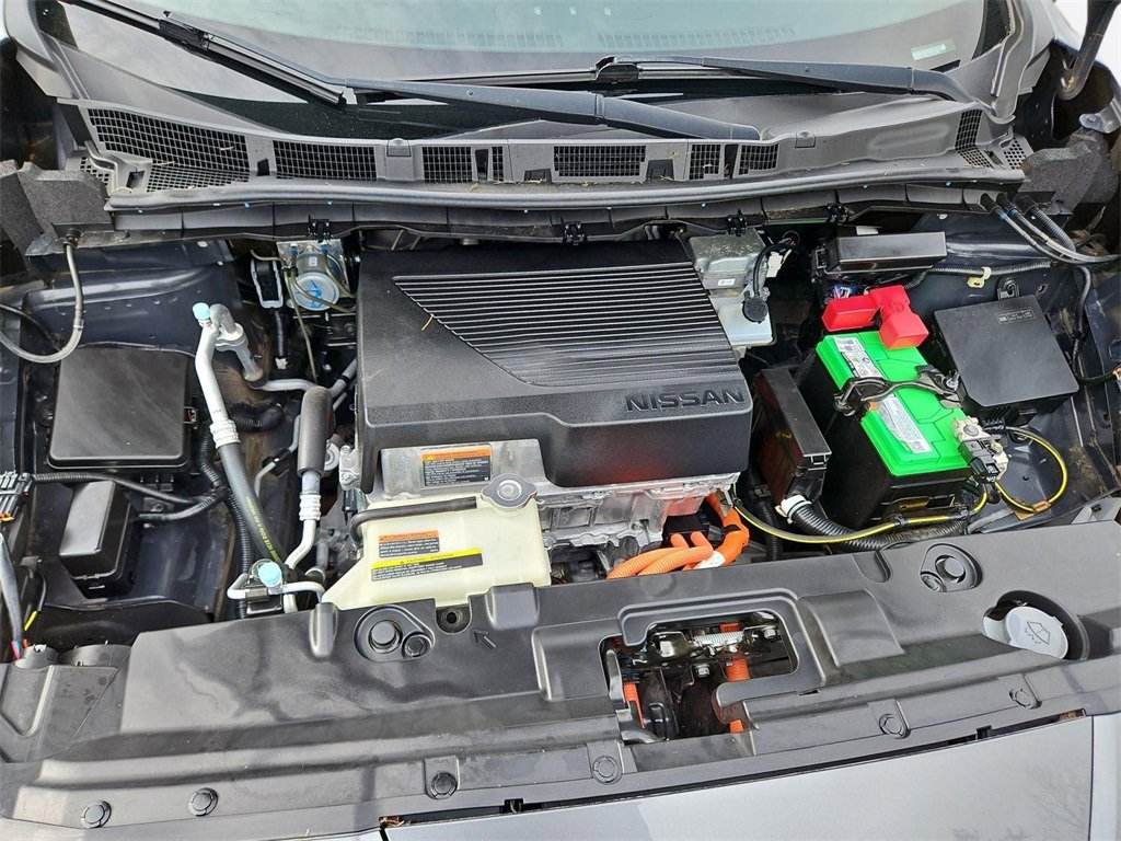 Used 2020 Nissan Leaf SV w/ Protection Package image 31
