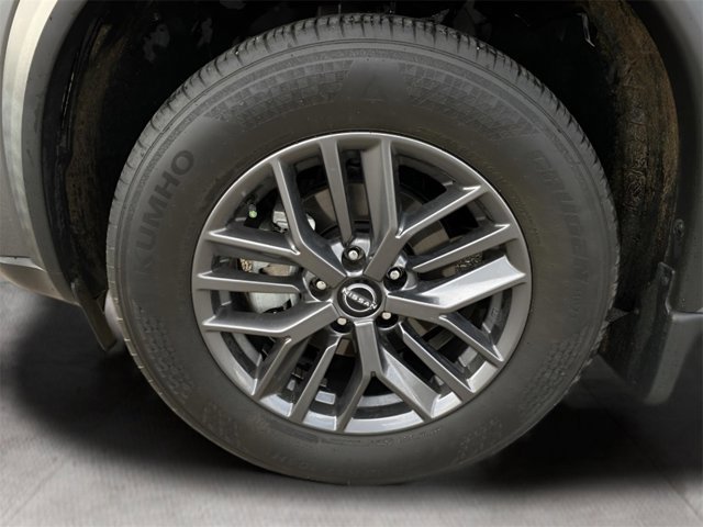 Certified 2023 Nissan Rogue S image 19