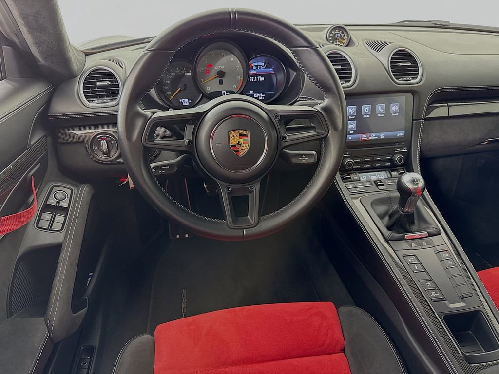 Certified 2020 Porsche 718 Cayman GT4 RWD image 24