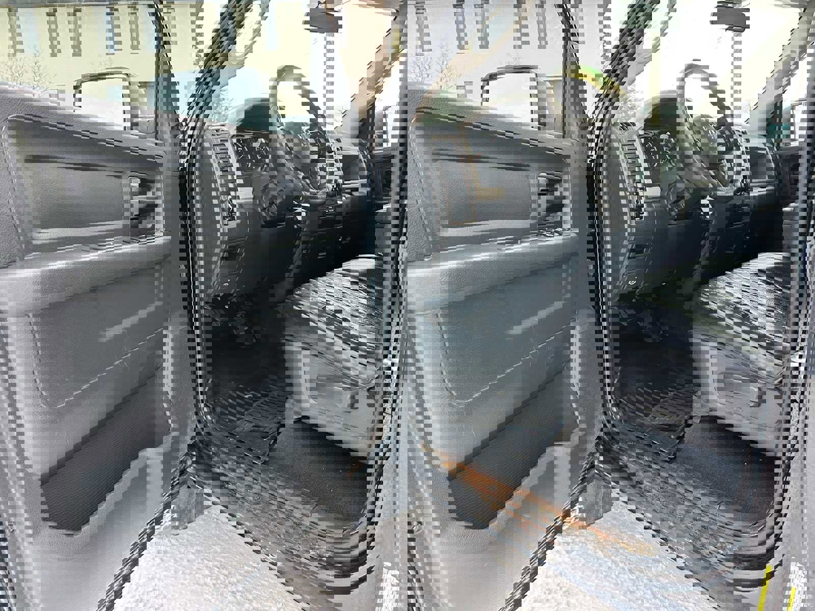 Used 2012 RAM 1500 Express image 18