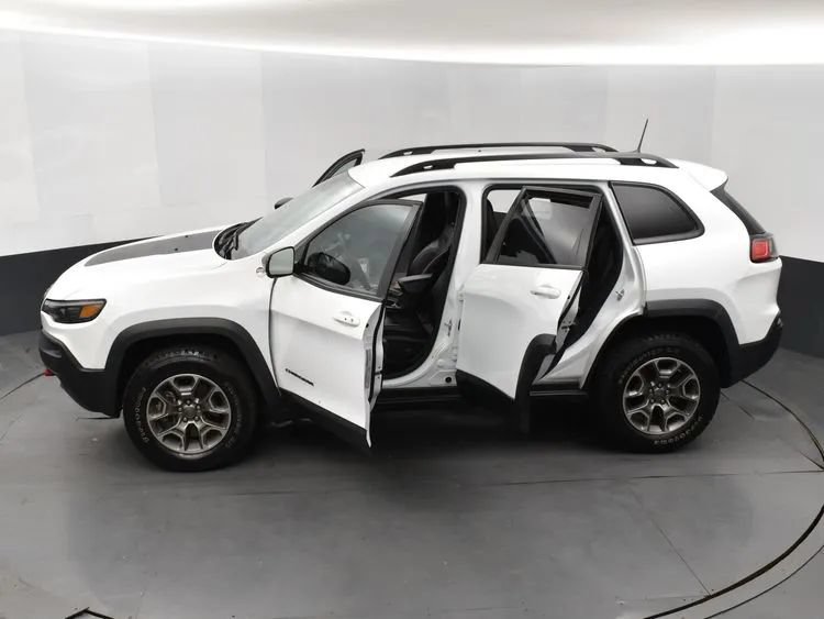 Used 2022 Jeep Cherokee Trailhawk w/ Technology Group B AWD/4WD image 7