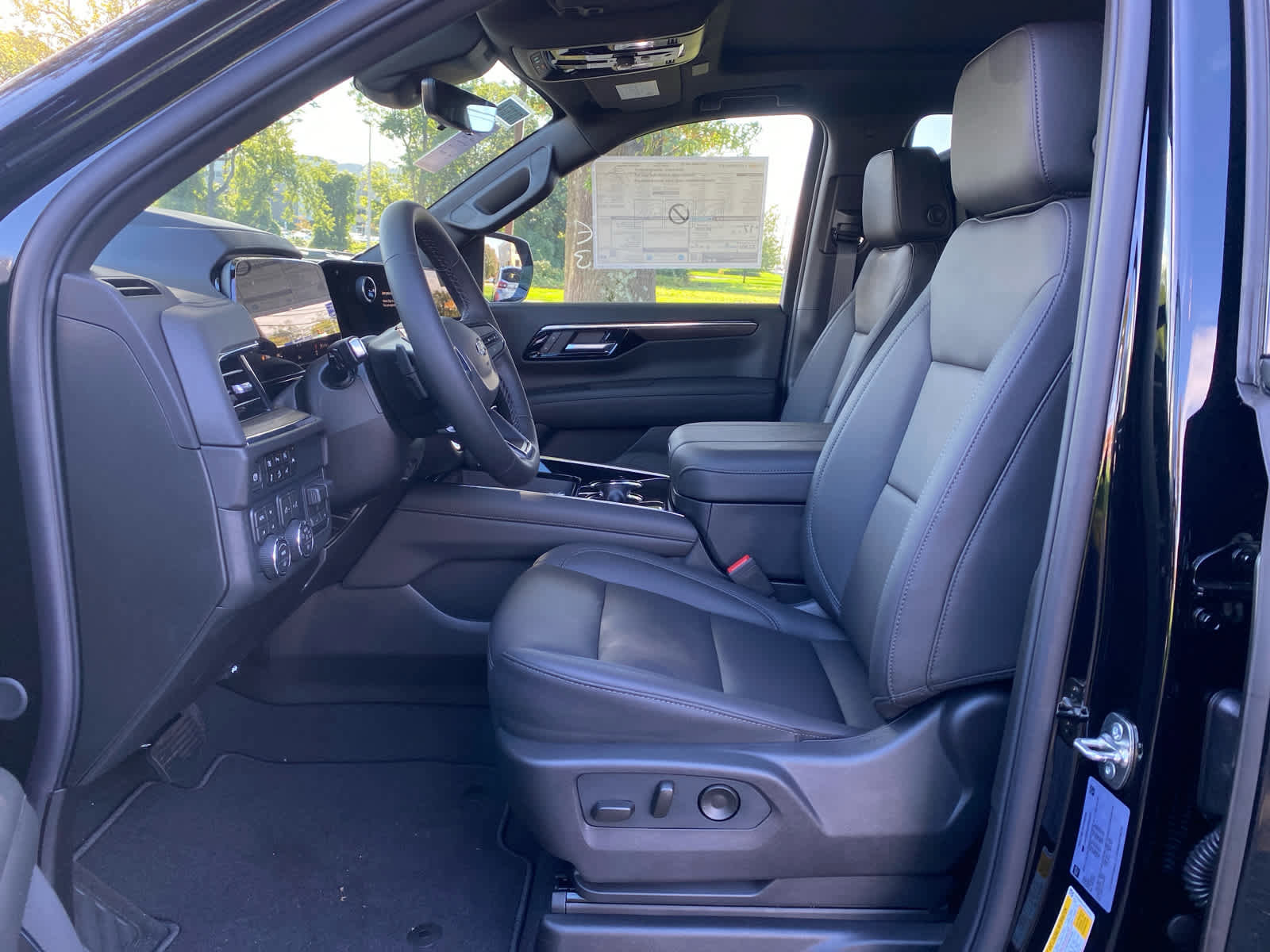 New 2026 Chevrolet Tahoe Z71 w/ Z71 Off-Road Package image 11