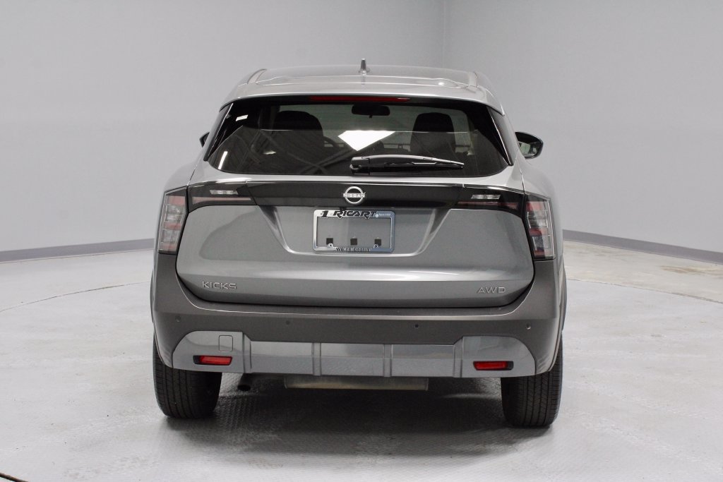 Certified 2025 Nissan Kicks SV AWD/4WD image 10