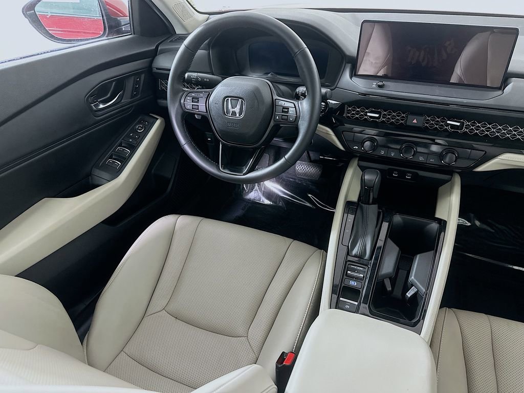 Used 2024 Honda Accord EX-L image 17