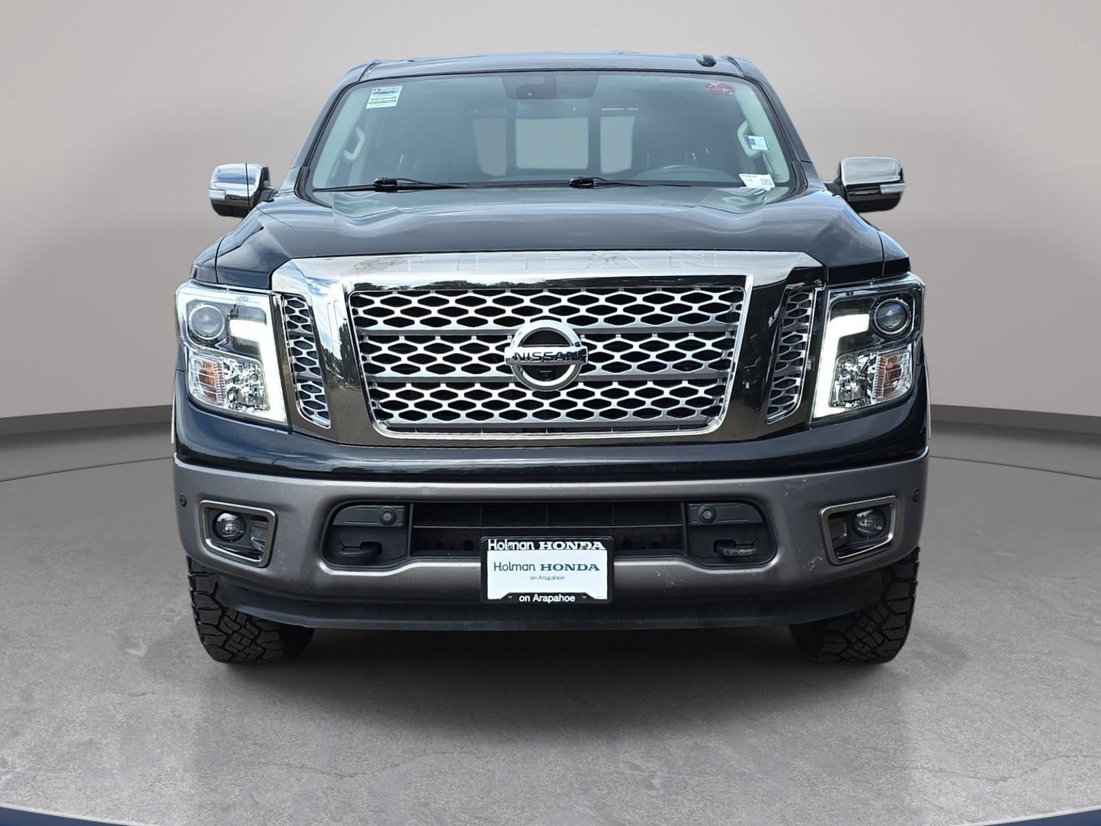 Used 2018 Nissan Titan Platinum Reserve w/ Platinum Utility Package AWD/4WD image 3