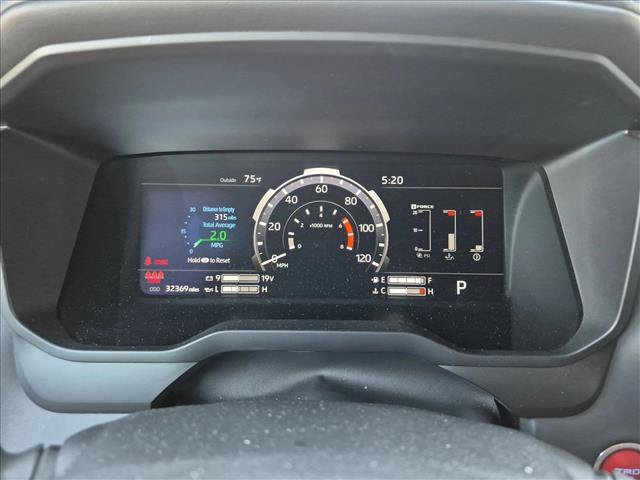 Used 2024 Toyota Tundra Platinum w/ TRD Off-Road Package AWD/4WD image 9