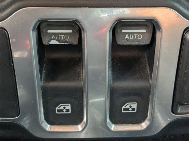 Used 2019 Jeep Wrangler Sport image 10