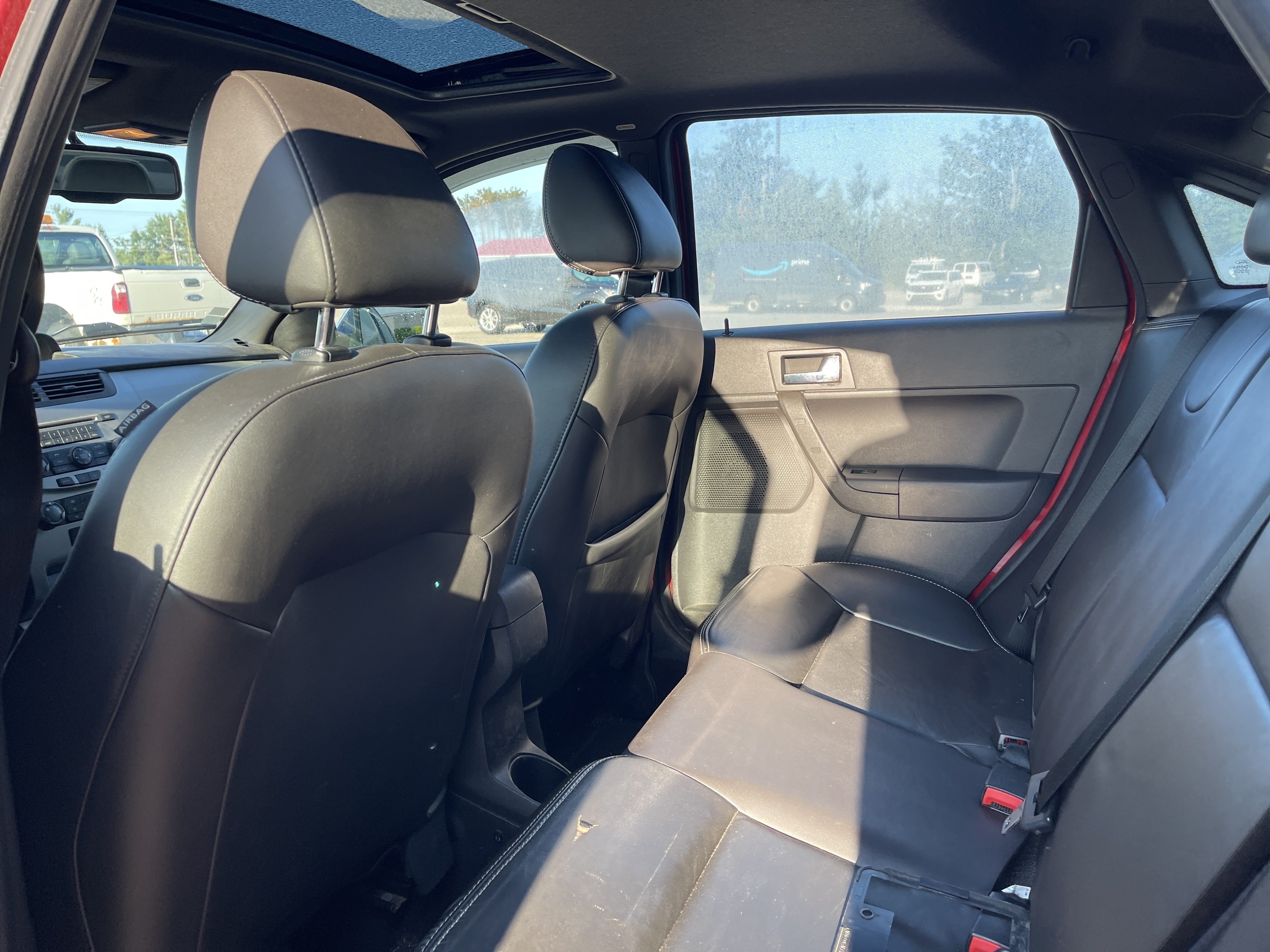 Used 2009 Ford Focus SEL FWD image 11