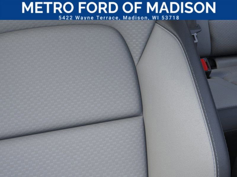 Used 2024 Ford Escape SE image 16