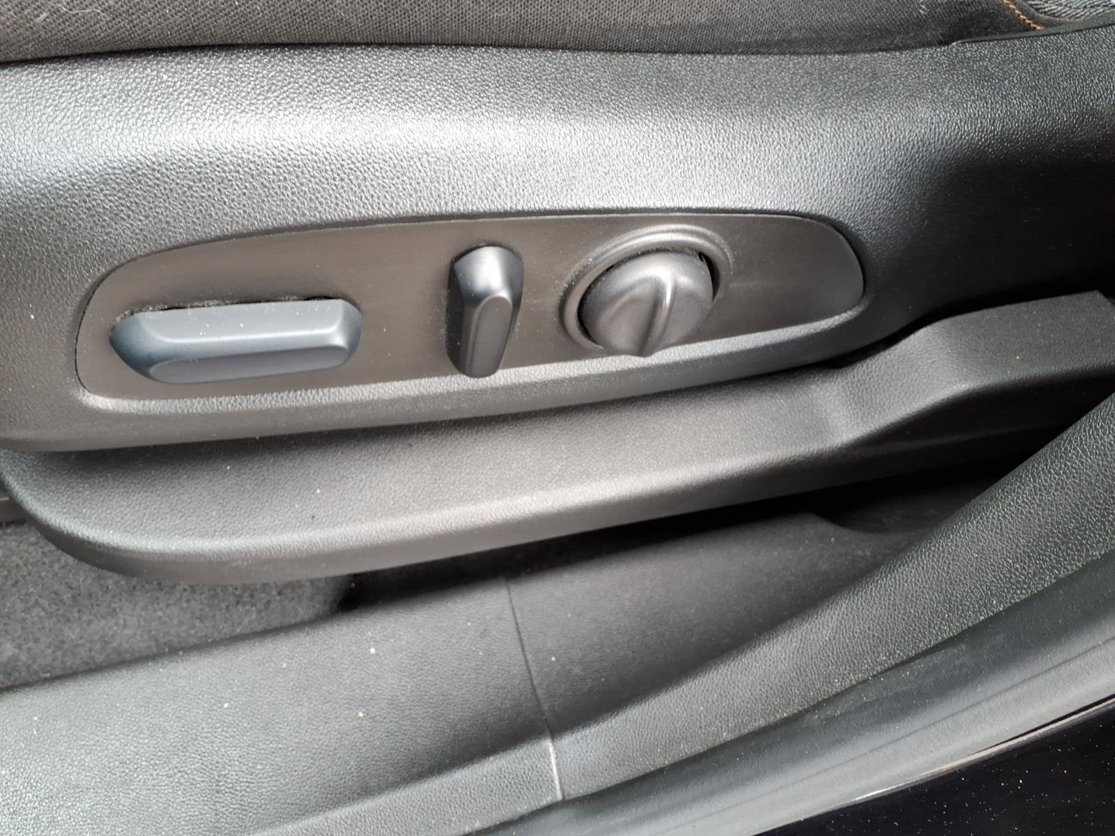 Certified 2023 Chevrolet Equinox LT image 19