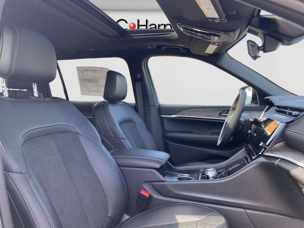 New 2026 Jeep Grand Cherokee L 4WD image 11