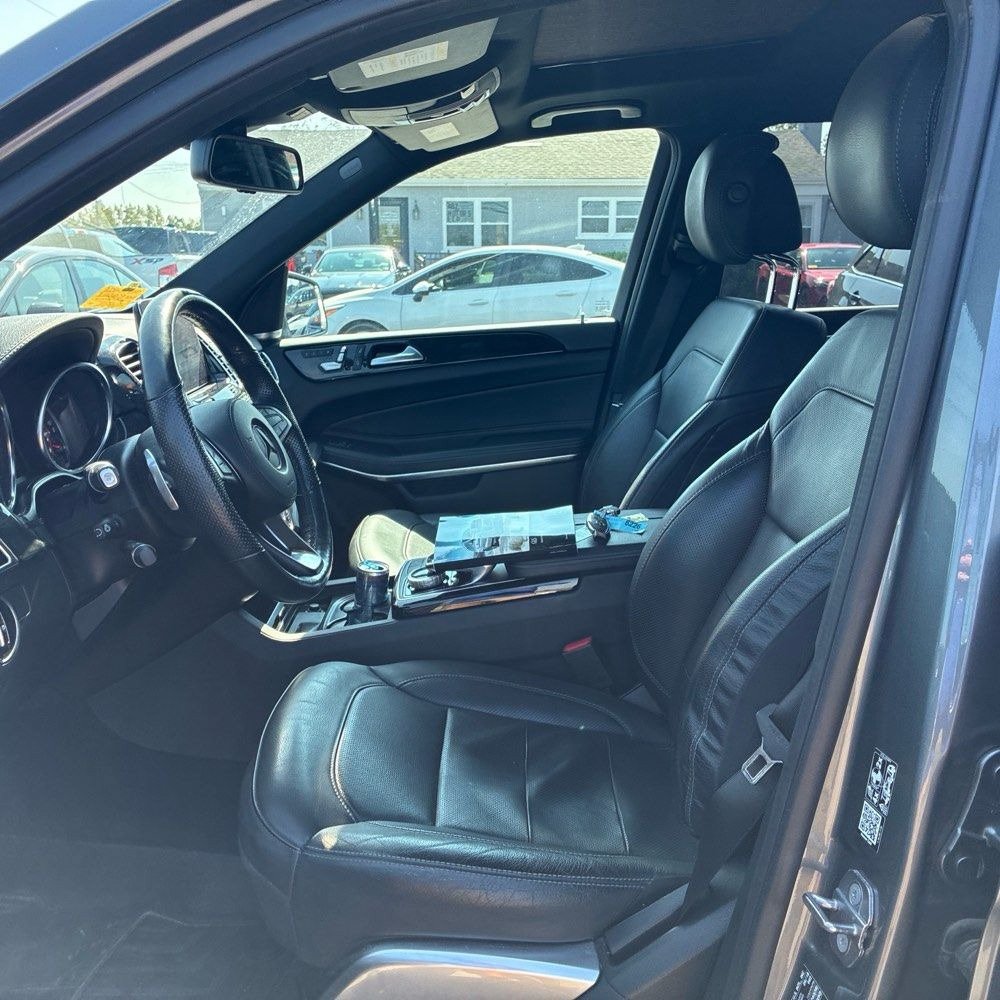 Used 2019 Mercedes-Benz GLS 550 4MATIC image 5